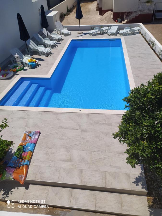 ביבינייה Apartments Mirko&Ana מראה חיצוני תמונה