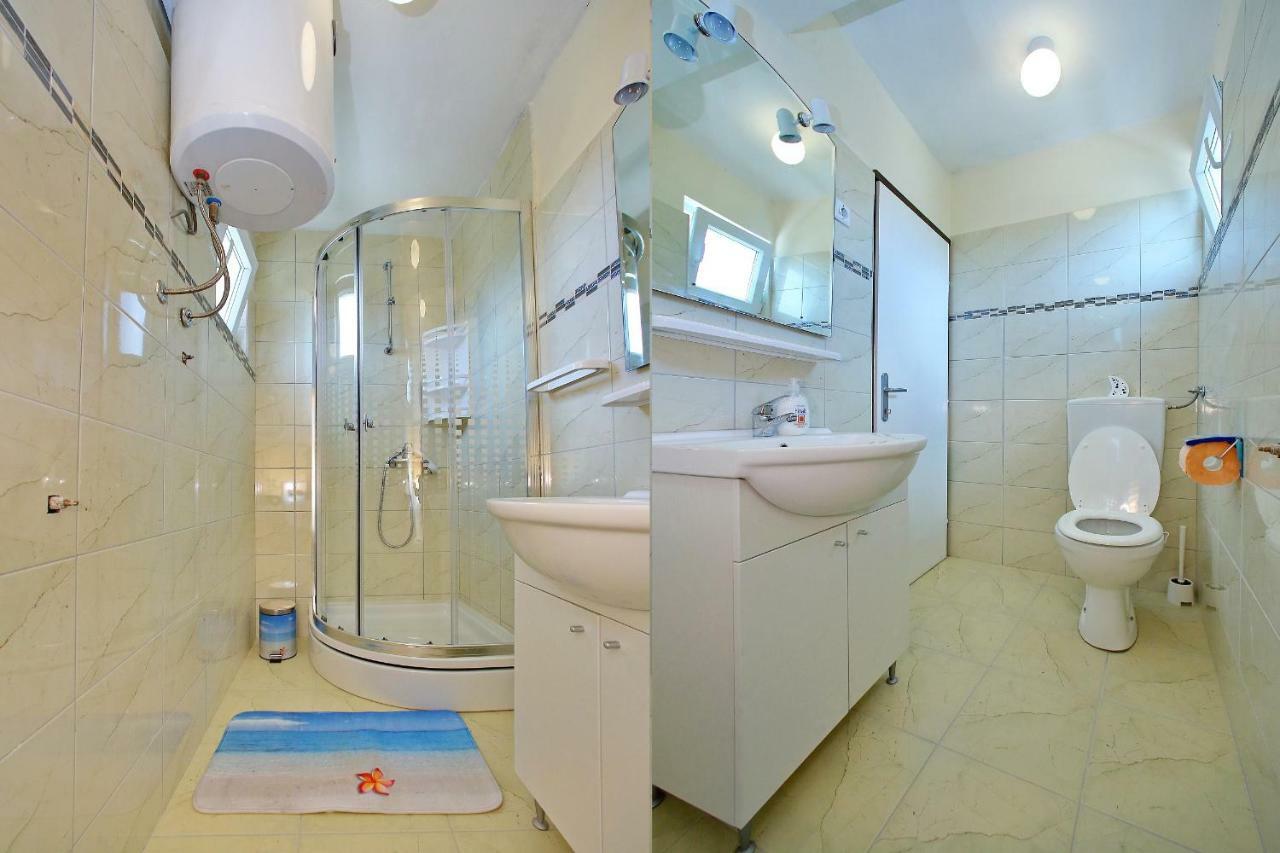 ביבינייה Apartments Mirko&Ana מראה חיצוני תמונה