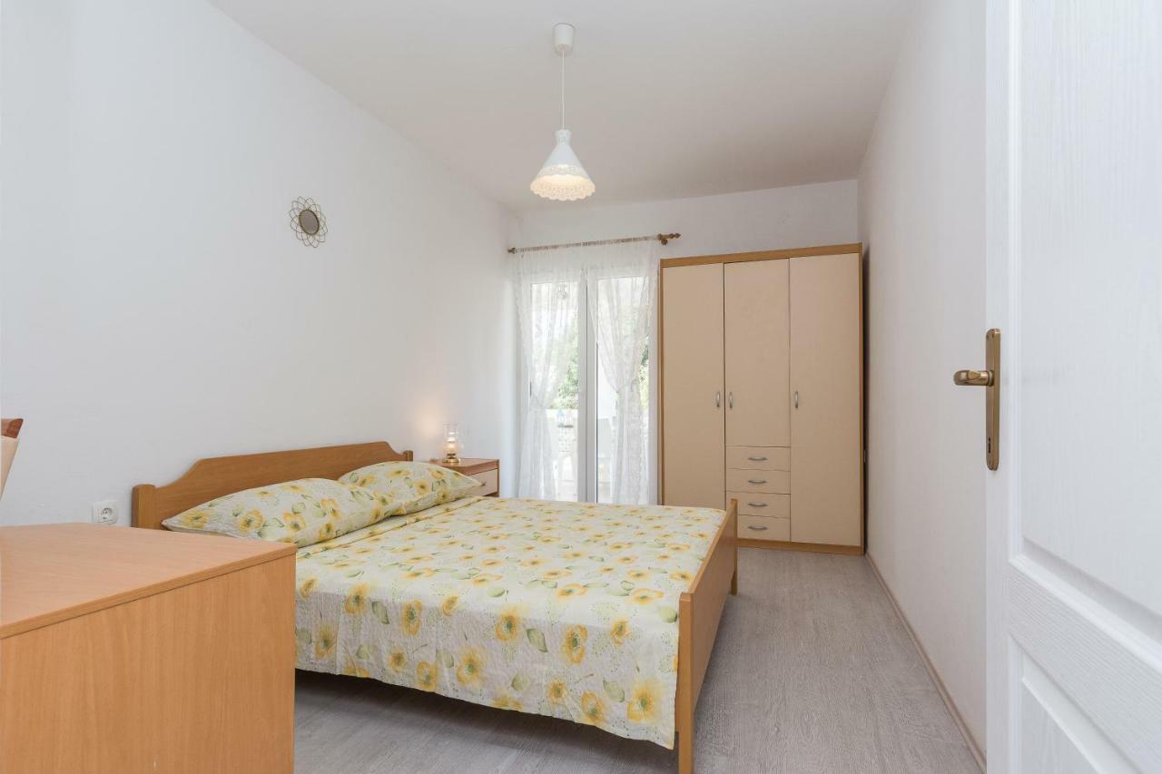 ביבינייה Apartments Mirko&Ana מראה חיצוני תמונה
